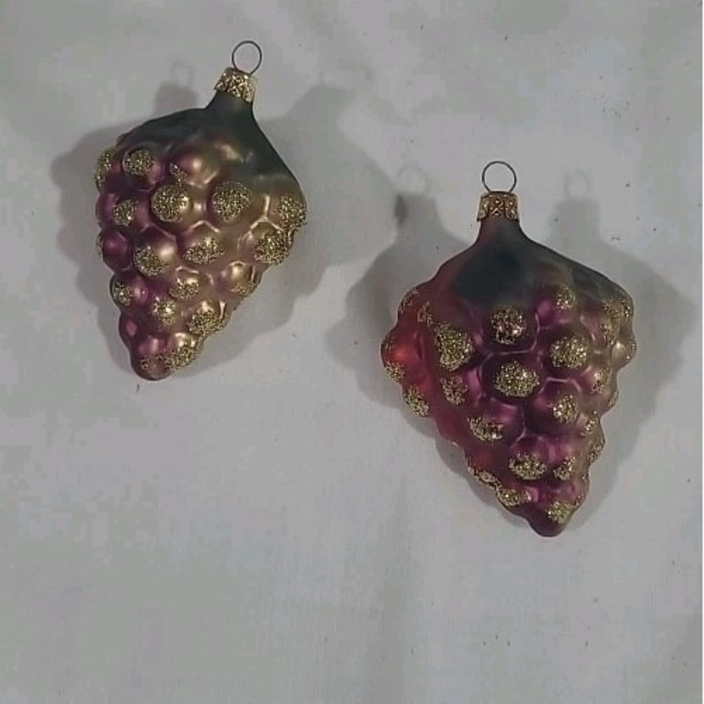 2 Vintage Czech Republic Glass Grape Cluster Christmas Ornaments Glitter